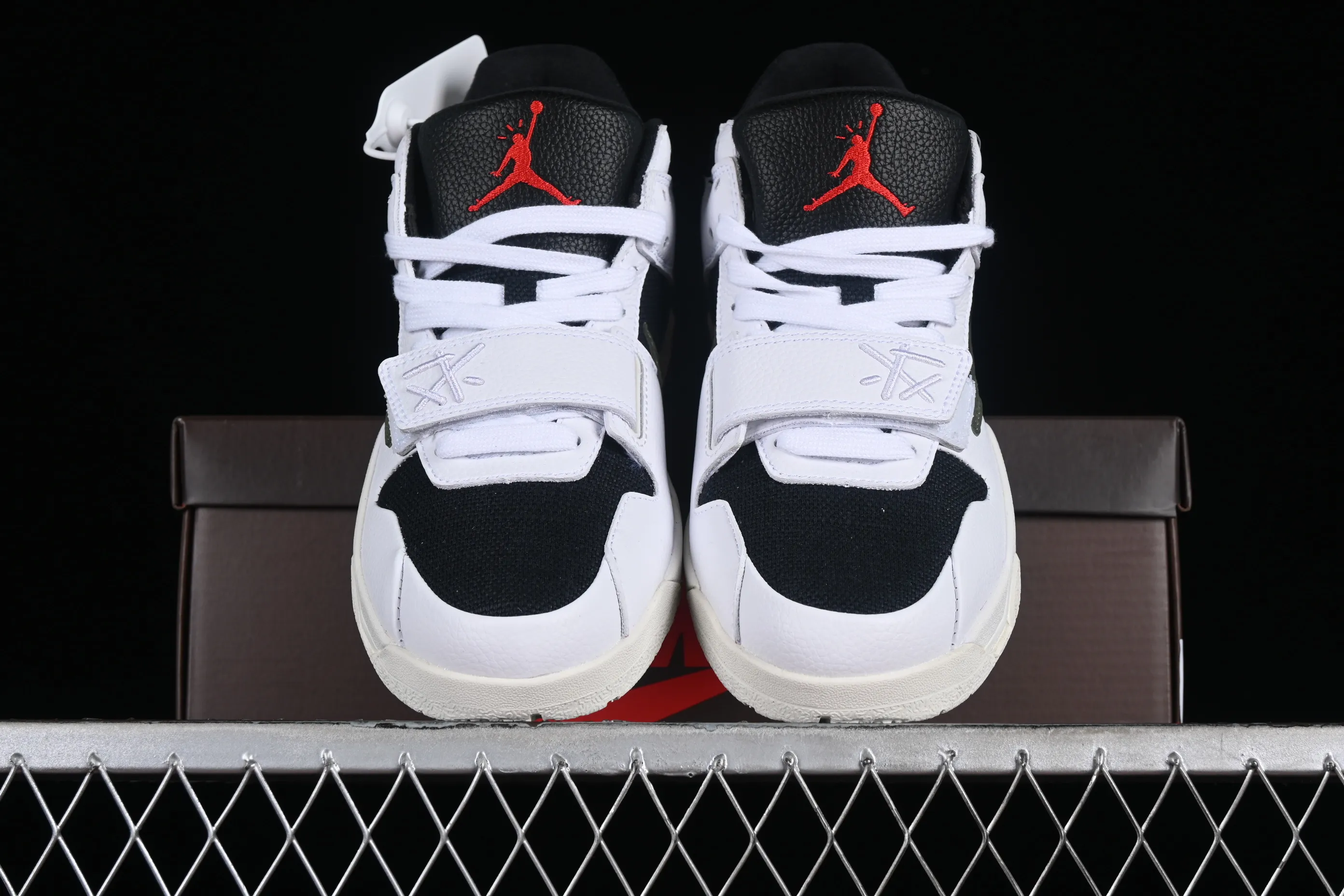 All categories Air Jordan Jordan series basketball shoes Air Jordan 1 Low F version Travis Scott x Jordan Cut The Check AJ1 Joe 1 hook and loop fashion basketball shoes FZ8117-100